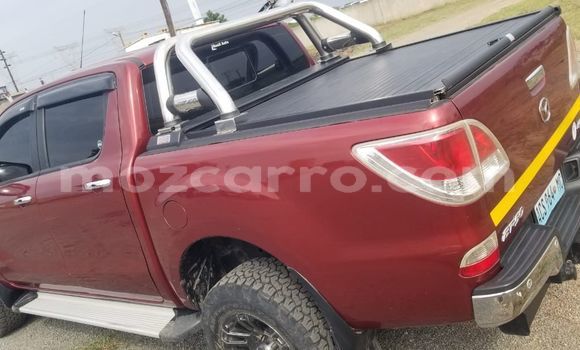 Nunua Ilio tumika Mazda BT-50 Nyekundu Gari ndani ya Maputo nchini Maputo Nunua Ilio tumika Mazda BT-50 Nyekundu Gari ndani ya Maputo nchini Maputo