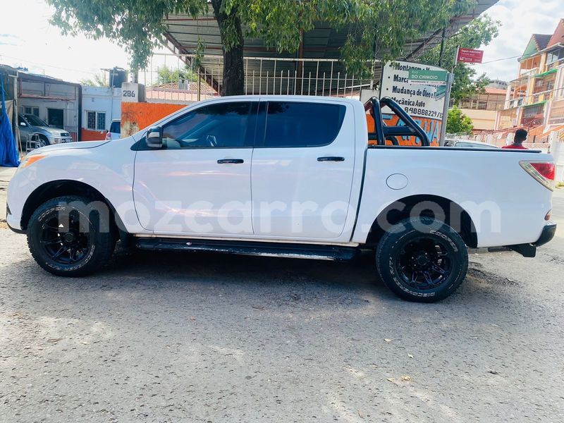 Big with watermark mazda bt 50 maputo maputo 15746