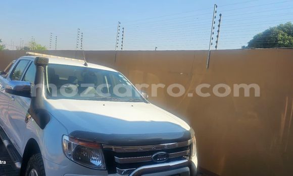 Tenga Tsaru Ford Ranger Chena Mota in Maputo in Maputo
