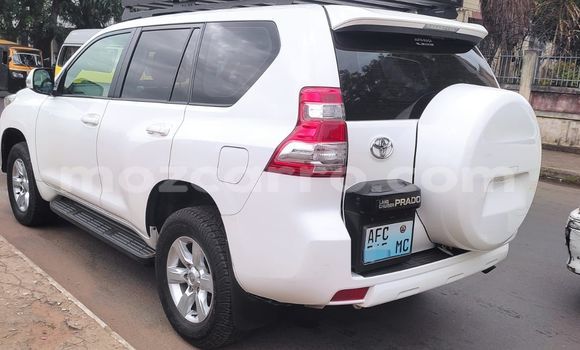 Comprar Usado Toyota Land Cruiser Prado Branco Carro em Maputo em Maputo Comprar Usado Toyota Land Cruiser Prado Branco Carro em Maputo em Maputo