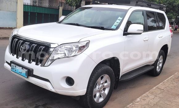 Comprar Usado Toyota Land Cruiser Prado Branco Carro em Maputo em Maputo Comprar Usado Toyota Land Cruiser Prado Branco Carro em Maputo em Maputo