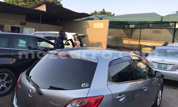 Nunua Ilio tumika Mazda Demio Fedha Gari ndani ya Maputo nchini Maputo Nunua Ilio tumika Mazda Demio Fedha Gari ndani ya Maputo nchini Maputo
