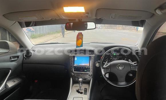 Tenga Tsaru Lexus IS Chena Mota in Maputo in Maputo Tenga Tsaru Lexus IS Chena Mota in Maputo in Maputo