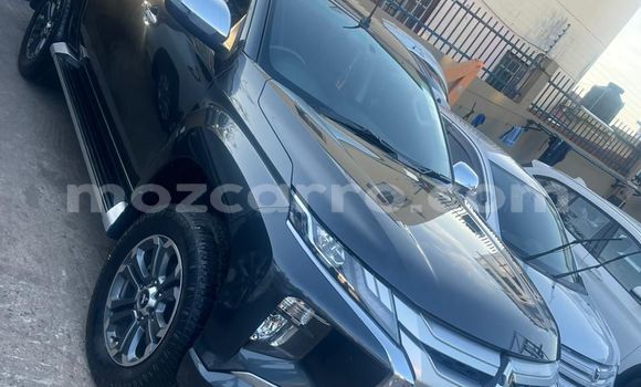 Nunua Ilio tumika Mitsubishi Triton Bluu Gari ndani ya Maputo nchini Maputo Nunua Ilio tumika Mitsubishi Triton Bluu Gari ndani ya Maputo nchini Maputo