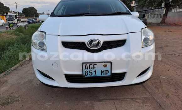 Nunua Ilio tumika Toyota Allion Nyeupe Gari ndani ya Maputo nchini Maputo