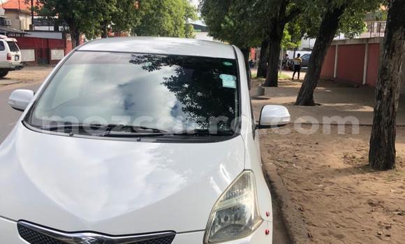 Nunua Ilio tumika Toyota Ractis Nyeupe Gari ndani ya Maputo nchini Maputo Nunua Ilio tumika Toyota Ractis Nyeupe Gari ndani ya Maputo nchini Maputo