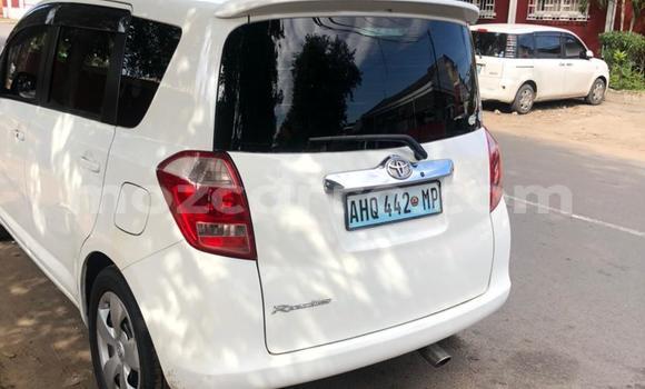Nunua Ilio tumika Toyota Ractis Nyeupe Gari ndani ya Maputo nchini Maputo Nunua Ilio tumika Toyota Ractis Nyeupe Gari ndani ya Maputo nchini Maputo
