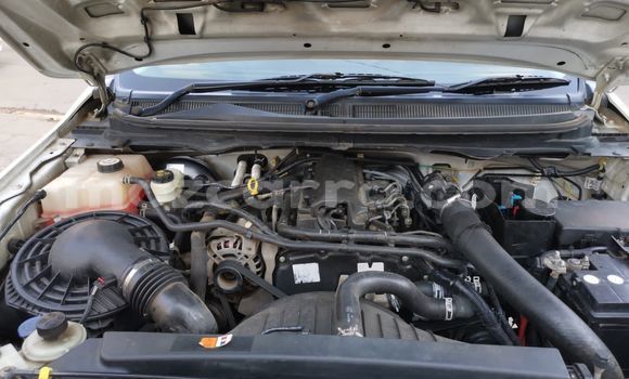 Nunua Ilio tumika Ford Ranger Nyeupe Gari ndani ya Maputo nchini Maputo Nunua Ilio tumika Ford Ranger Nyeupe Gari ndani ya Maputo nchini Maputo