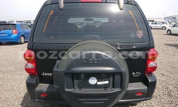 Nunua Ilio tumika Jeep Cherokee Nyeusi Gari ndani ya Maputo nchini Maputo Nunua Ilio tumika Jeep Cherokee Nyeusi Gari ndani ya Maputo nchini Maputo