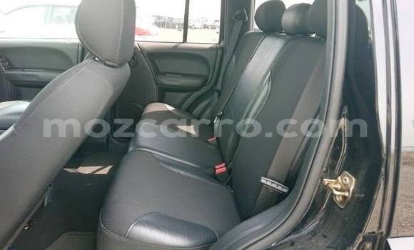 Nunua Ilio tumika Jeep Cherokee Nyeusi Gari ndani ya Maputo nchini Maputo Nunua Ilio tumika Jeep Cherokee Nyeusi Gari ndani ya Maputo nchini Maputo