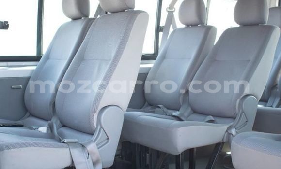 Comprar Usado Toyota Hiace Prata Carro em Maputo em Maputo Comprar Usado Toyota Hiace Prata Carro em Maputo em Maputo
