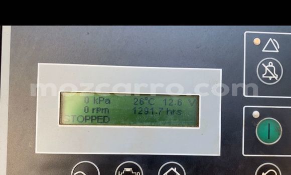 Comprar Usado Toyota Aqua Branco Carro em Maputo em Maputo Comprar Usado Toyota Aqua Branco Carro em Maputo em Maputo