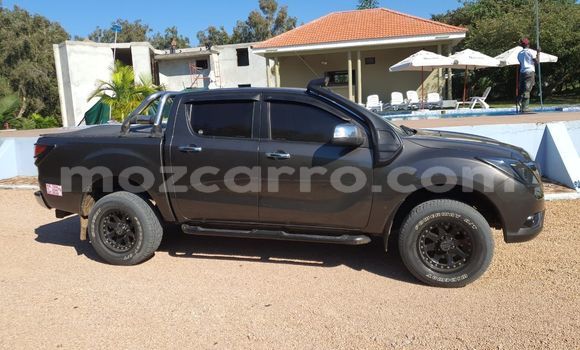 Buy Used Mazda BT-50 Brown Car in Maputo in Maputo Buy Used Mazda BT-50 Brown Car in Maputo in Maputo