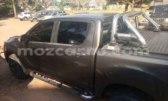 Comprar Usado Mazda BT-50 Castanho Carro em Maputo em Maputo Comprar Usado Mazda BT-50 Castanho Carro em Maputo em Maputo