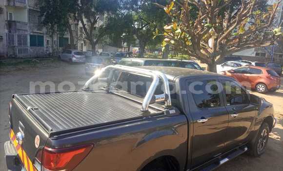 Comprar Usado Mazda BT-50 Castanho Carro em Maputo em Maputo Comprar Usado Mazda BT-50 Castanho Carro em Maputo em Maputo
