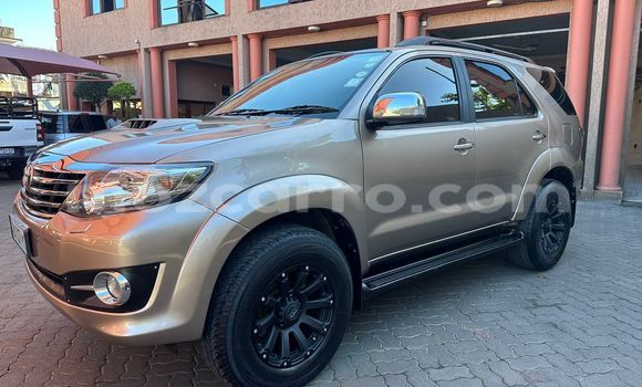 Buy Used Toyota Fortuner Silver Car in Maputo in Maputo Buy Used Toyota Fortuner Silver Car in Maputo in Maputo