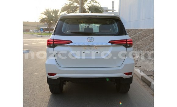 Tenga Imported Toyota Fortuner Nhema Mota in Import - Dubai in Cabo Delgado Tenga Imported Toyota Fortuner Nhema Mota in Import - Dubai in Cabo Delgado