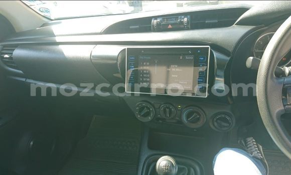 Nunua Ilio tumika Toyota Hiluxe Revo Nyeupe Gari ndani ya Maputo nchini Maputo Nunua Ilio tumika Toyota Hiluxe Revo Nyeupe Gari ndani ya Maputo nchini Maputo