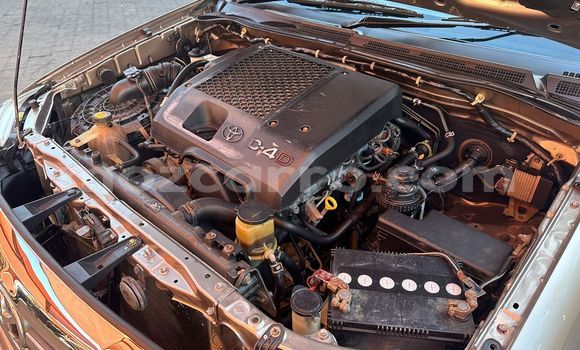 Nunua Ilio tumika Toyota Fortuner Brown Gari ndani ya Maputo nchini Maputo Nunua Ilio tumika Toyota Fortuner Brown Gari ndani ya Maputo nchini Maputo