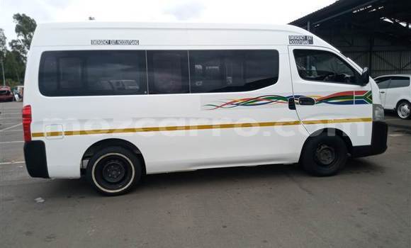 Buy Used Nissan NV350 Caravan White Car in Quelimane in Zambezia Buy Used Nissan NV350 Caravan White Car in Quelimane in Zambezia