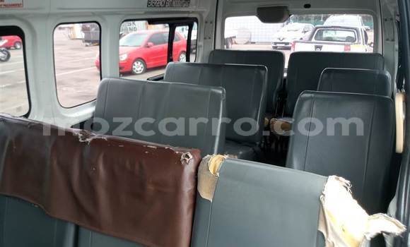 Buy Used Nissan NV350 Caravan White Car in Quelimane in Zambezia Buy Used Nissan NV350 Caravan White Car in Quelimane in Zambezia