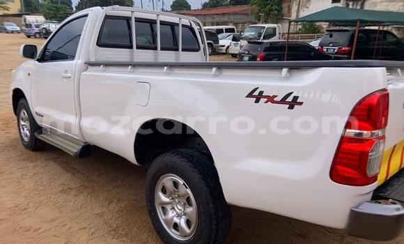 Buy Used Toyota Hilux White Car in Maputo in Maputo Buy Used Toyota Hilux White Car in Maputo in Maputo