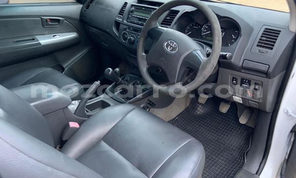 Buy Used Toyota Hilux White Car in Maputo in Maputo Buy Used Toyota Hilux White Car in Maputo in Maputo