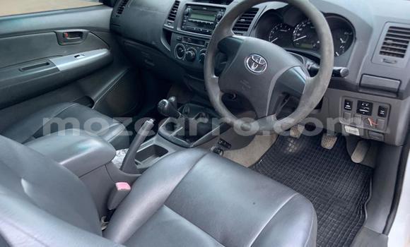 Buy Used Toyota Hilux White Car in Maputo in Maputo Buy Used Toyota Hilux White Car in Maputo in Maputo