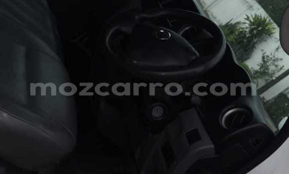 Buy Used Nissan NV350 Caravan White Car in Maputo in Maputo Buy Used Nissan NV350 Caravan White Car in Maputo in Maputo