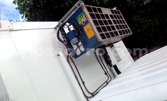 Nunua Ilio tumika Honda Z Nyeupe Gari ndani ya Maputo nchini Maputo Nunua Ilio tumika Honda Z Nyeupe Gari ndani ya Maputo nchini Maputo