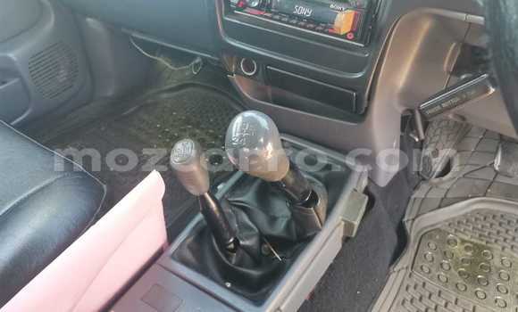 Tenga Tsaru Toyota Hilux Tsvuku Mota in Maputo in Maputo Tenga Tsaru Toyota Hilux Tsvuku Mota in Maputo in Maputo