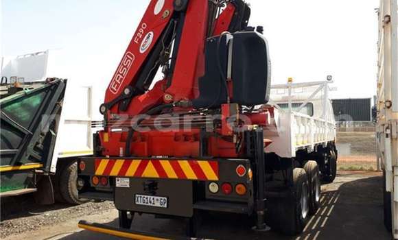 Buy Used Nissan UD White Truck in Maputo in Maputo Buy Used Nissan UD White Truck in Maputo in Maputo