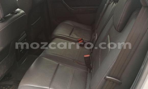 Nunua Ilio tumika Ford Everest Fedha Gari ndani ya Maputo nchini Maputo Nunua Ilio tumika Ford Everest Fedha Gari ndani ya Maputo nchini Maputo