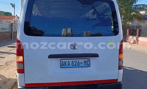 Buy Used Toyota Hiace White Car in Maputo in Maputo Buy Used Toyota Hiace White Car in Maputo in Maputo