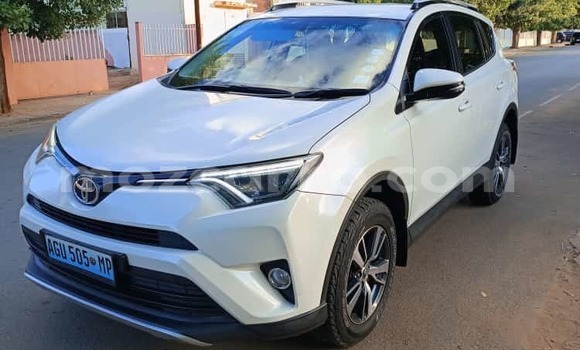 Tenga Tsaru Toyota RAV4 Chena Mota in Maputo in Maputo Tenga Tsaru Toyota RAV4 Chena Mota in Maputo in Maputo