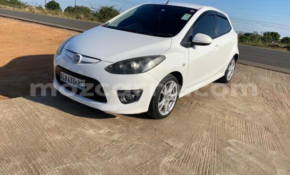 Nunua Ilio tumika Mazda Demio Nyeupe Gari ndani ya Maputo nchini Maputo Nunua Ilio tumika Mazda Demio Nyeupe Gari ndani ya Maputo nchini Maputo