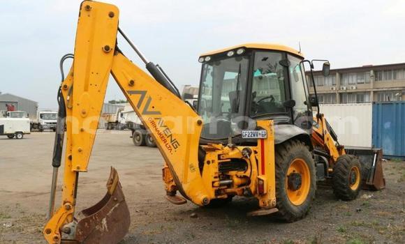 Buy Used Caterpillar 120 Other Truck in Maputo in Maputo Buy Used Caterpillar 120 Other Truck in Maputo in Maputo