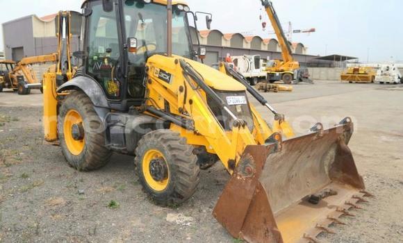 Buy Used Caterpillar 120 Other Truck in Maputo in Maputo Buy Used Caterpillar 120 Other Truck in Maputo in Maputo