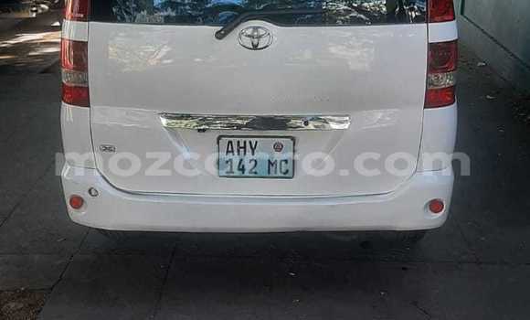 Comprar Usado Toyota Noah Branco Carro em Maputo em Maputo Comprar Usado Toyota Noah Branco Carro em Maputo em Maputo