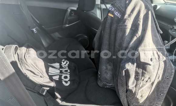 Comprar Usado Toyota RAV4 Prata Carro em Maputo em Maputo Comprar Usado Toyota RAV4 Prata Carro em Maputo em Maputo