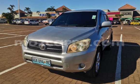 Comprar Usado Toyota RAV4 Prata Carro em Maputo em Maputo Comprar Usado Toyota RAV4 Prata Carro em Maputo em Maputo