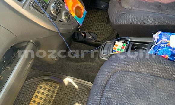 Nunua Ilio tumika Toyota Ractis Fedha Gari ndani ya Maputo nchini Maputo Nunua Ilio tumika Toyota Ractis Fedha Gari ndani ya Maputo nchini Maputo