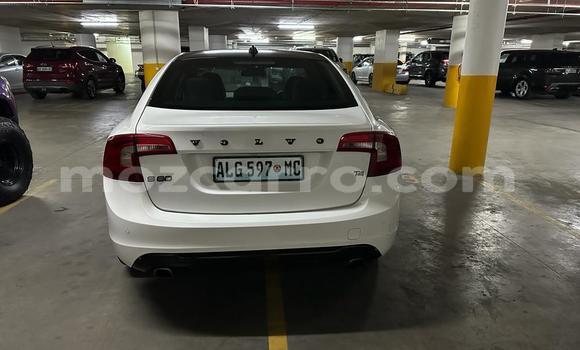 Tenga Tsaru Volvo S60 Chena Mota in Maputo in Maputo Tenga Tsaru Volvo S60 Chena Mota in Maputo in Maputo