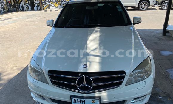 Nunua Ilio tumika Mercedes-Benz C-Classe Nyeupe Gari ndani ya Maputo nchini Maputo Nunua Ilio tumika Mercedes-Benz C-Classe Nyeupe Gari ndani ya Maputo nchini Maputo