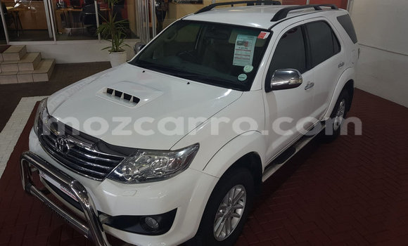 Buy Used Toyota Fortuner White Car in Maputo in Maputo Buy Used Toyota Fortuner White Car in Maputo in Maputo