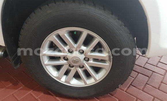 Buy Used Toyota Fortuner White Car in Maputo in Maputo Buy Used Toyota Fortuner White Car in Maputo in Maputo