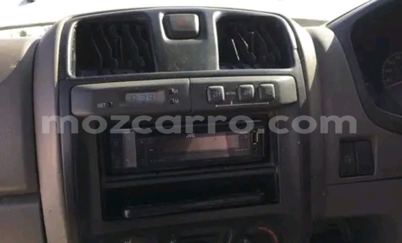 Nunua Ilio tumika Isuzu KB Nyeupe Gari ndani ya Maputo nchini Maputo Nunua Ilio tumika Isuzu KB Nyeupe Gari ndani ya Maputo nchini Maputo