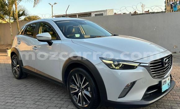 Nunua Ilio tumika Mazda CX-3 Nyeupe Gari ndani ya Maputo nchini Maputo