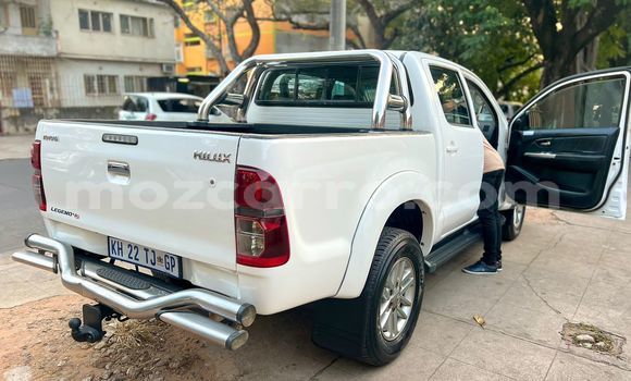 Buy Used Toyota Hilux White Car in Maputo in Maputo Buy Used Toyota Hilux White Car in Maputo in Maputo