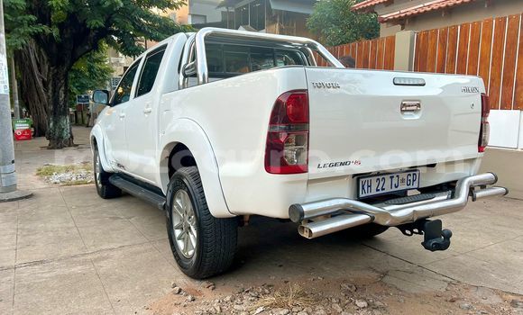 Buy Used Toyota Hilux White Car in Maputo in Maputo Buy Used Toyota Hilux White Car in Maputo in Maputo